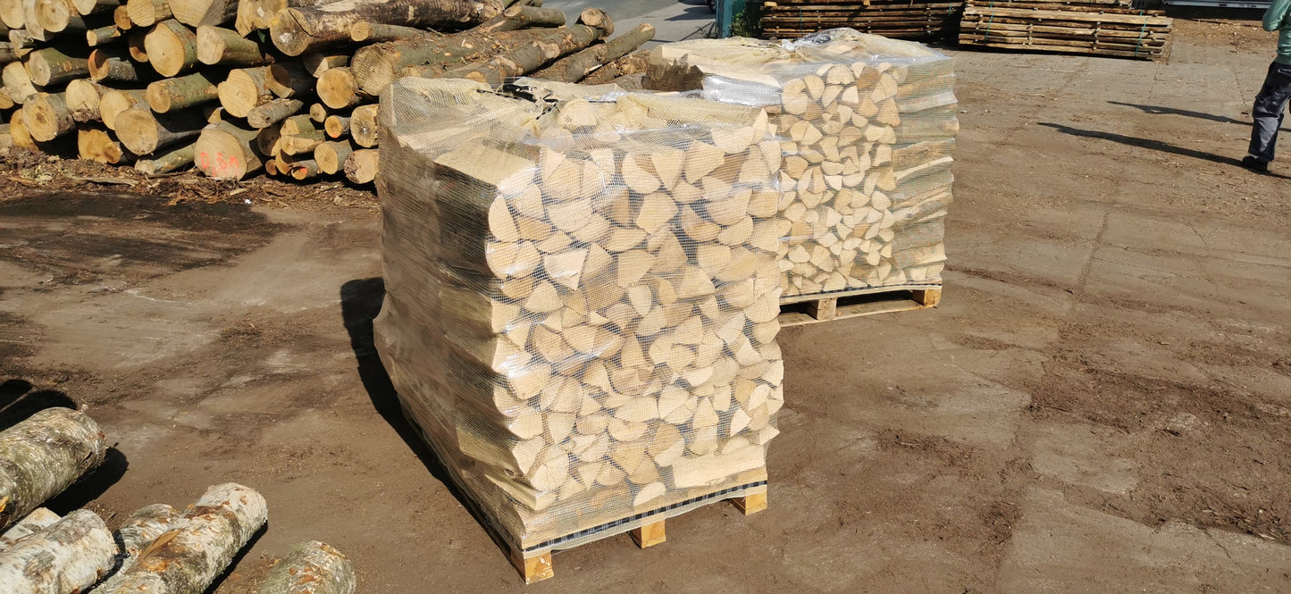ANGEBOT Kaminholz Brennholz trocken, Raummeter auf Palette gestapelt inkl. 1 Sack Anfeuerholz ca. 10KG gratis